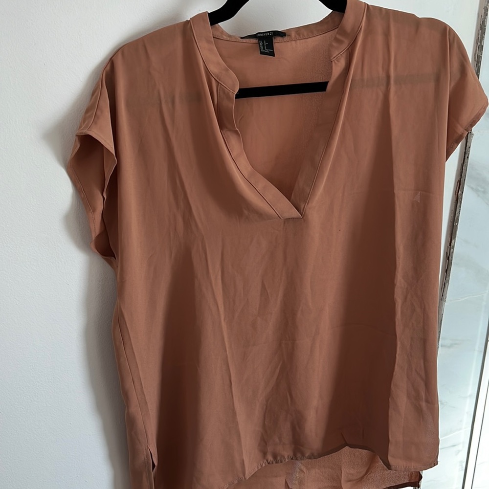 NWOT Forever 21 Caramel color small blouse